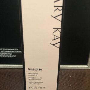 Mary Kay Timewise Age Fighting Moisturizer